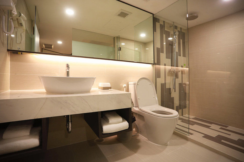 Double One By Aspira Hotel Bangkok Kültér fotó